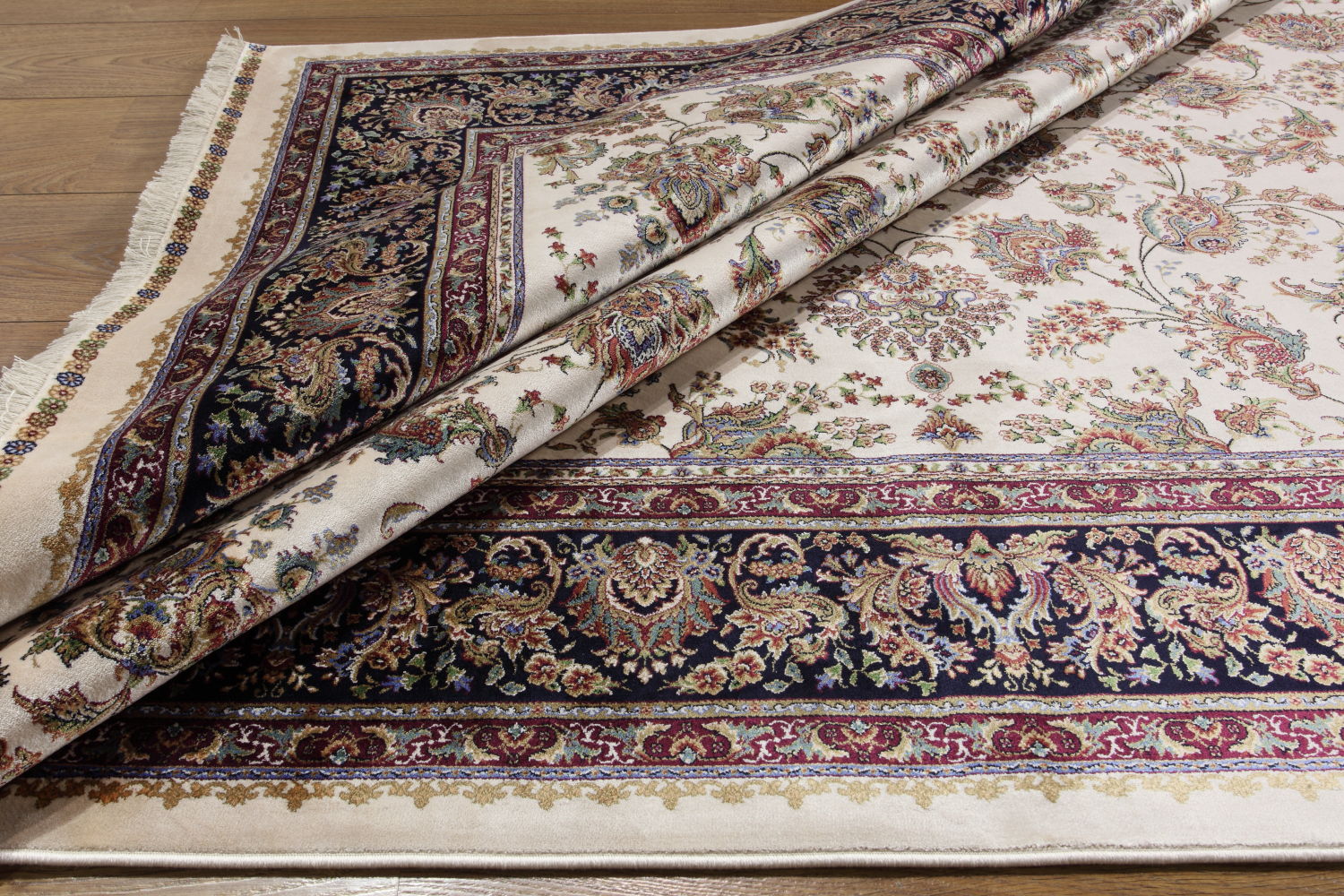 Kilimas Qum 2104A Cream-Navy Kilimas Qum 2104A Cream-Navy 4